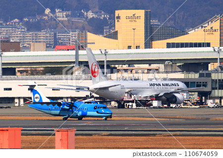 大阪國際機場 AMX 天草航空公司起飛準備就緒 110674059