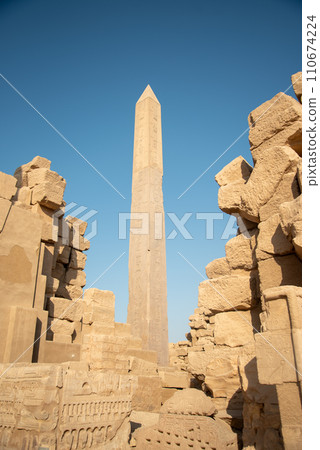 埃及盧克索卡納克神殿的美麗風景 110674224