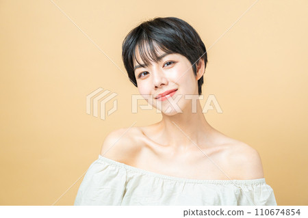 Women's beauty image 110674854