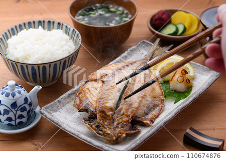 Japanese food, horse mackerel, miso soup, rice, and pickles 110674876