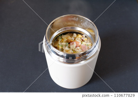 午餐鍋炒飯 午餐鍋炒飯 110677829