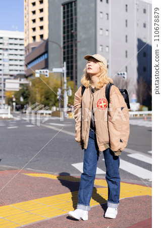 Street Snap Young Woman Portrait 110678879