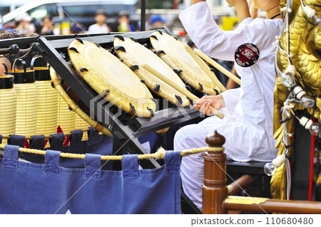 Takasaki City Takasaki Festival People riding on floats and beating drums Takasaki City Takasaki Festival People riding on floats and beating drums 110680480