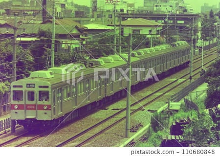 Tokyu 8500 series, 8509 and 5 other cars, bound for Oimachi, Oyamadai-Todoroki, July 28, 1976 110680848