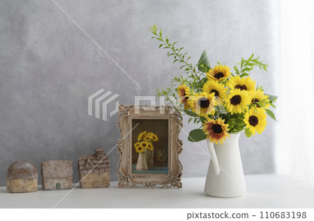 迷你向日葵插花與相框 110683198