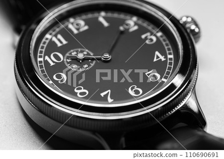 Automatic classic mechanical wrist watch with black clock face Automatic classic mechanical wrist watch with black clock face 110690691