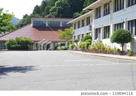 View of Okinoshima Municipal Library building 110694118
