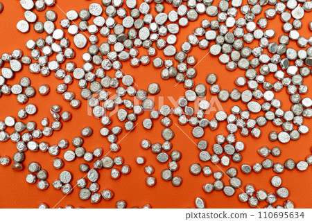 aluminum tart stone aluminum tart stone 110695634
