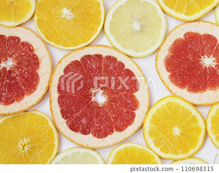 citrus pattern of orange and grapefruit slices citrus pattern of orange and grapefruit slices 110698315