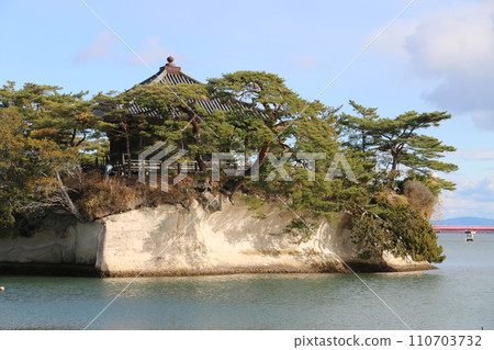 Godaido, the symbol of Matsushima Godaido, the symbol of Matsushima 110703732