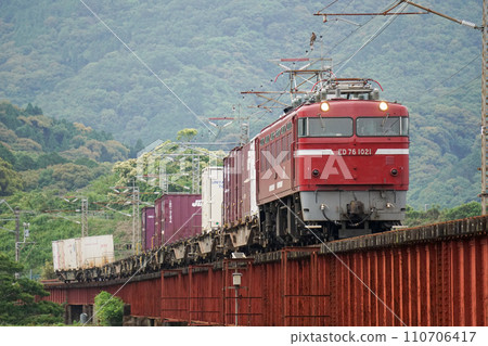 JR freight ED76 1021 freight train JR freight ED76 1021 freight train 110706417