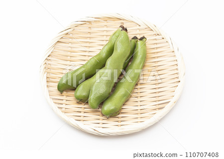 fava beans on a white background fava beans on a white background 110707408