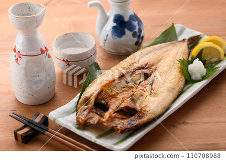 打開鯖魚鯖魚，乾燥過夜 110708988