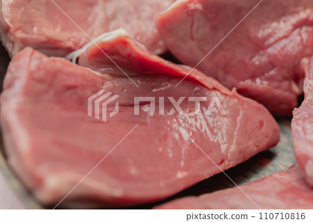 Fresh beef heart (beef heart) Fresh beef heart (beef heart) 110710816