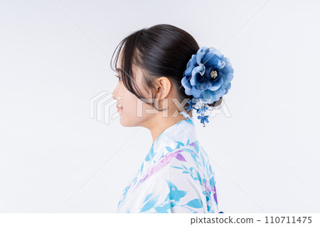 浴衣的小姐 110711475