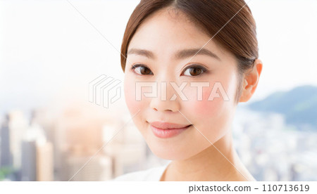 Portrait of young Asian woman, looking at camera 110713619