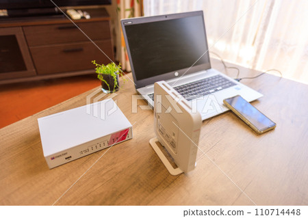 Remote work that can be done with more peace of mind by adding a security router 110714448