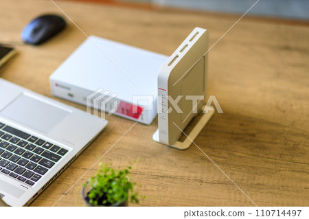 Remote work that can be done with more peace of mind by adding a security router Remote work that can be done with more peace of mind by adding a security router 110714497