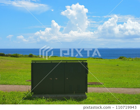 Blue sky and blue sea of Okinawa Blue sky and blue sea of Okinawa 110719943