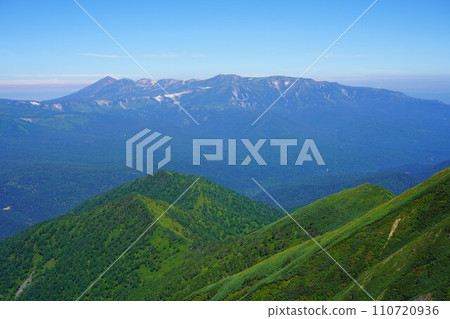 從石灸嶽山頂眺望大雪山 110720936