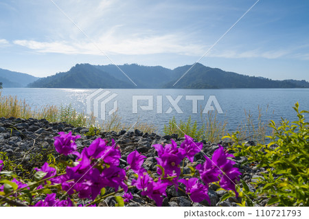 Scenery of Lake and mountain with blue sky. 110721793