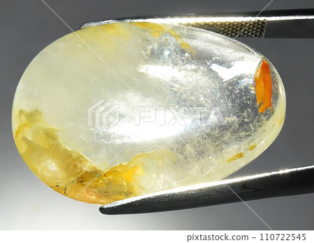 natural yellow citrine quartz gem on the background natural yellow citrine quartz gem on the background 110722545