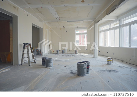 Raw Interior: Unfinished Apartment Space 110727510