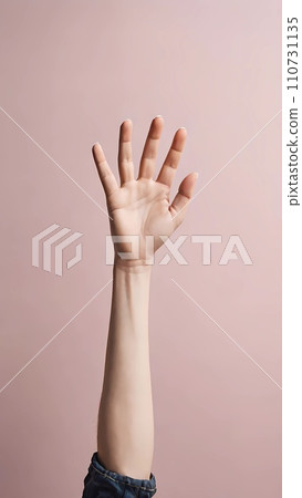 woman hand with fingers woman hand with fingers 110731135