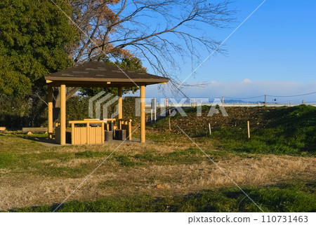 埼玉縣久喜市利根川自行車道休息處 2024 年 1 月 110731463