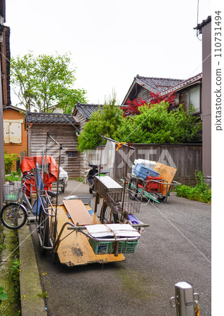 Cars at Wajima Morning Market (2019) Cars at Wajima Morning Market (2019) 110731494