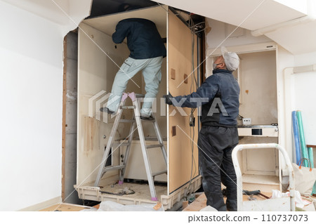 房屋裝修拆除施工現場 110737073