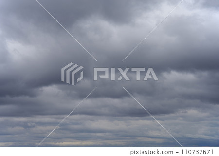 《Scenery/Nature Background Material》 Cloudy Sky 《Scenery/Nature Background Material》 Cloudy Sky 110737671