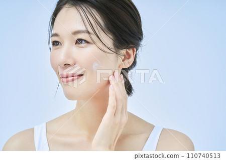 女性皮膚護理 110740513