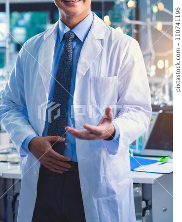 最先進的醫學發展中心 110741196