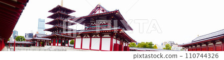 由大阪市、近藤和聖德太子阿倍野遙創建的四天王寺五層寶塔(遠處的全景),1817 年 由大阪市、近藤和聖德太子阿倍野遙創建的四天王寺五層寶塔(遠處的全景),1817 年 110744326