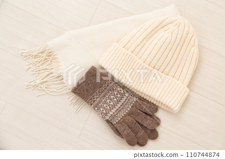 winter clothing accessories 110744874