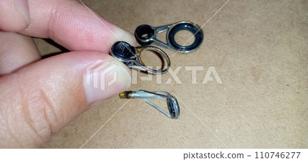 破損的釣竿導引器(零件) 破損的釣竿導引器(零件) 110746277