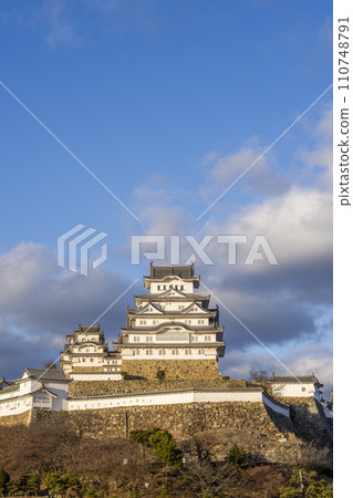 National treasure Himeji Castle at dusk, large castle tower, Himeji City, Hyogo Prefecture 110748791