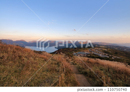 View of Lake Ashi from Yamabushi Pass Observatory in Susono City, Kanagawa Prefecture View of Lake Ashi from Yamabushi Pass Observatory in Susono City, Kanagawa Prefecture 110750740