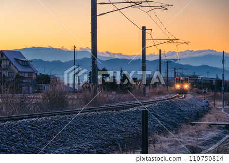 Oito Line at Dawn [Tokiwa, Omachi City] 110750814