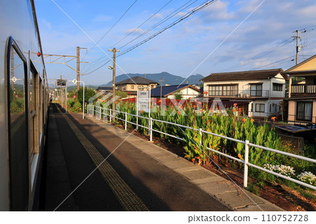 JR九州佐世保線從杷站到高橋站的車窗景觀 110752728