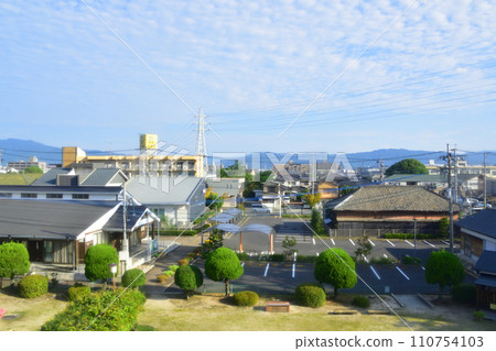 JR Kyushu, view from the train window from Takahashi Station (Sasebo Line) to Saga Station (Nagasaki Main Line) (morning) JR Kyushu, view from the train window from Takahashi Station (Sasebo Line) to Saga Station (Nagasaki Main Line) (morning) 110754103