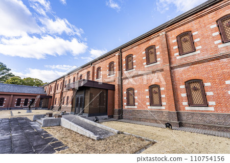 Himeji City Museum of Art (Former Army 10th Division Armory/Clothing Depot) Former Himeji City Hall 110754156