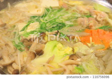 Hakata Mizutaki 110756096