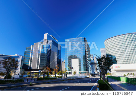 Yokohama, Minatomirai, the business district around Shin-Takashima Station 110756847