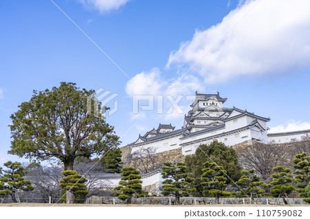National Treasure Himeji Castle, Stone Wall and Large Castle, Himeji City, Hyogo Prefecture 110759082
