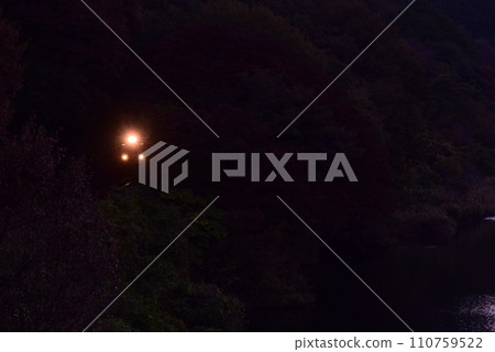 群馬清晨渡良瀨溪國鐵道 群馬清晨渡良瀨溪國鐵道 110759522