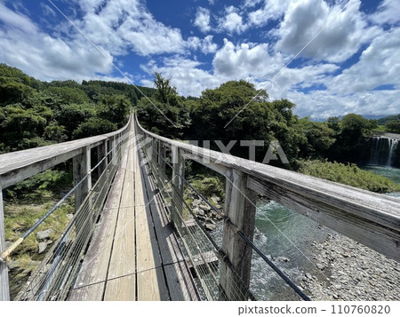 Oriental Niagara Harajiri Falls sightseeing Takimi Bridge 110760820