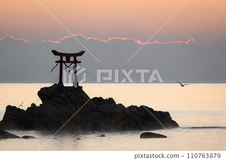 Yahata Natamiya Motomiya Torii 110763879