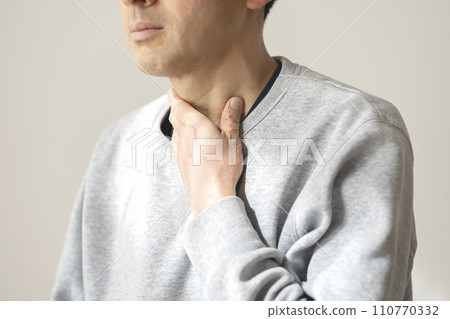 一個關心喉嚨的男人 一個關心喉嚨的男人 110770332